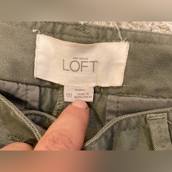 Ann Taylor olive green skinny pants - Picture 4 of 8